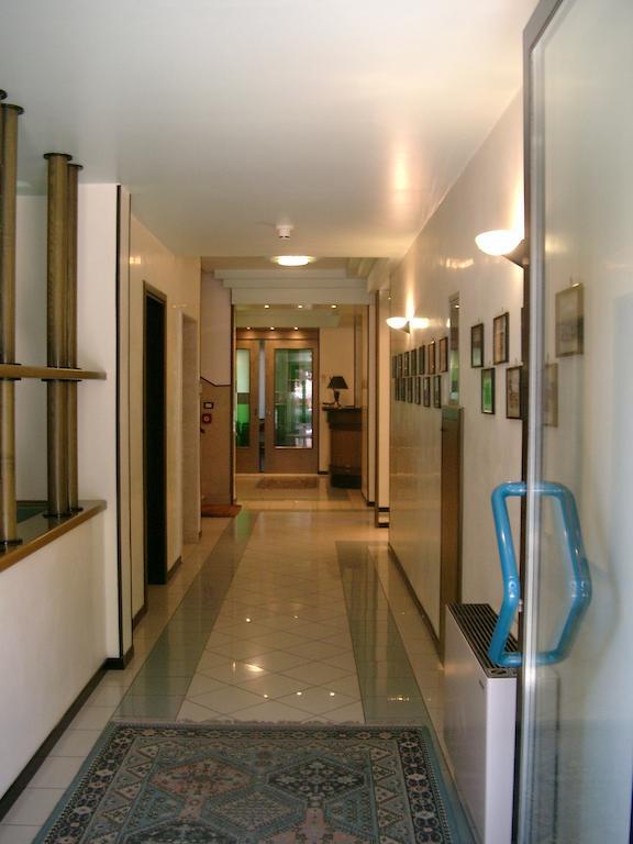 Albergo Arcobaleno Sottomarina Exterior foto
